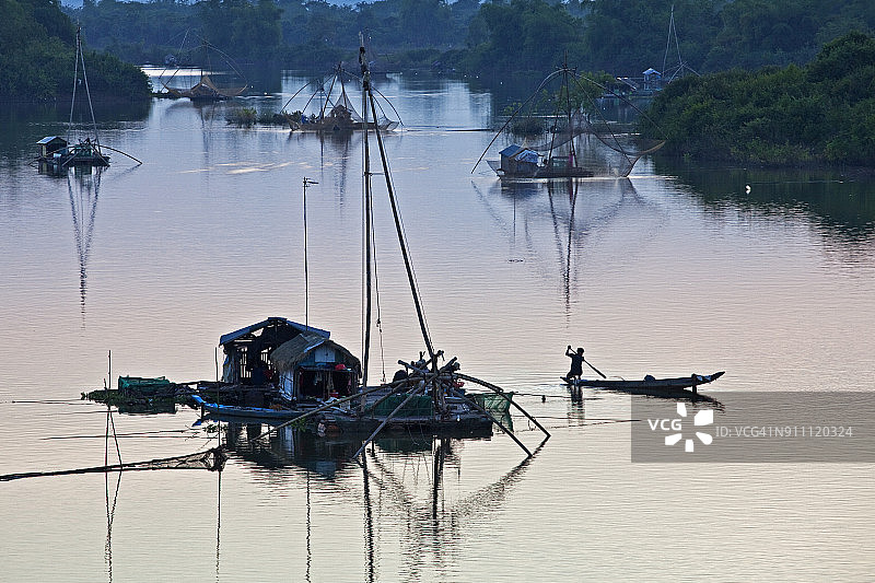 柬埔寨磅湛的渔船图片素材