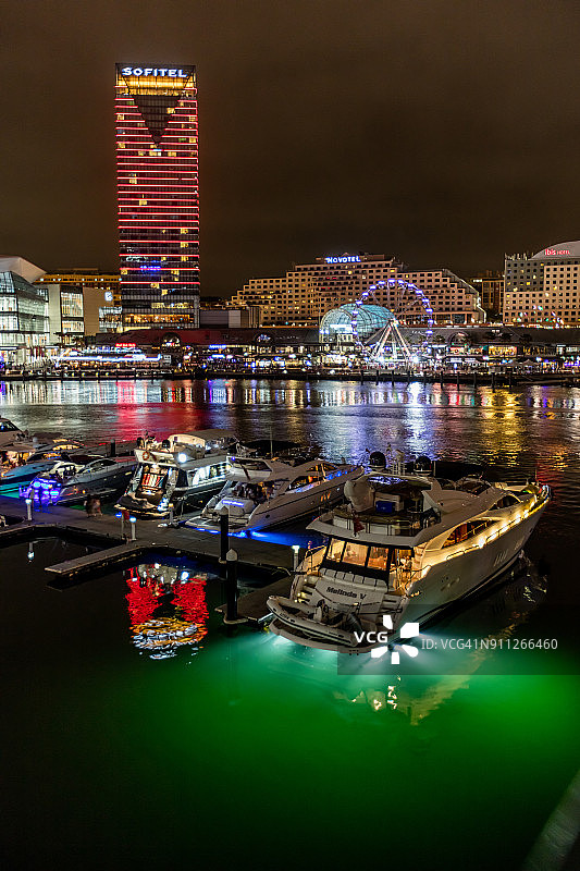 情人港巡游图片素材