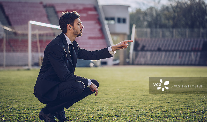 在足球场的经理图片素材