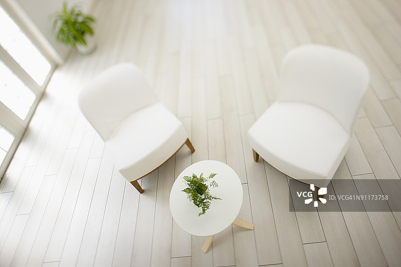 椅子和桌子图片素材