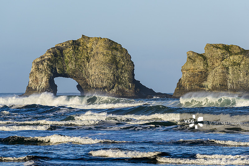 双岩附近的波浪图片素材