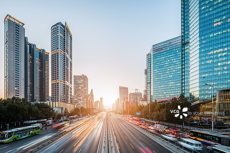 北京交通日落图片素材