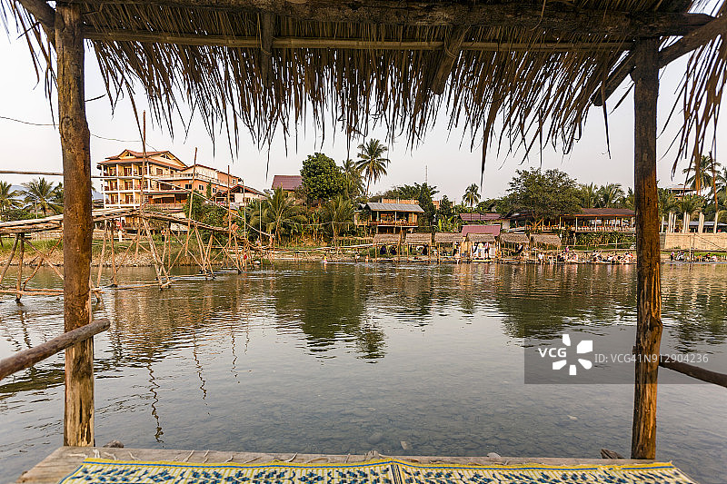 万荣的凉亭图片素材