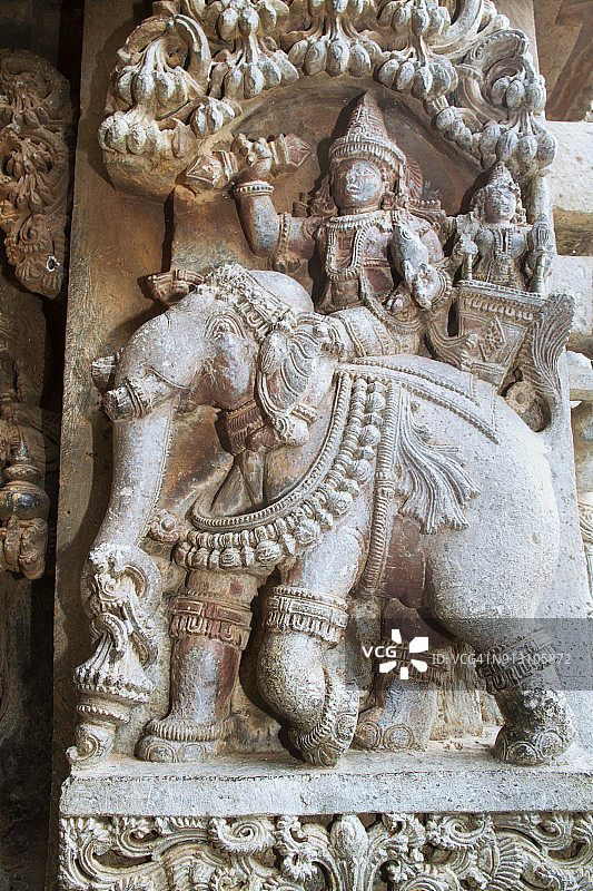 克沙瓦神庙大象上的统治者雕像图片素材