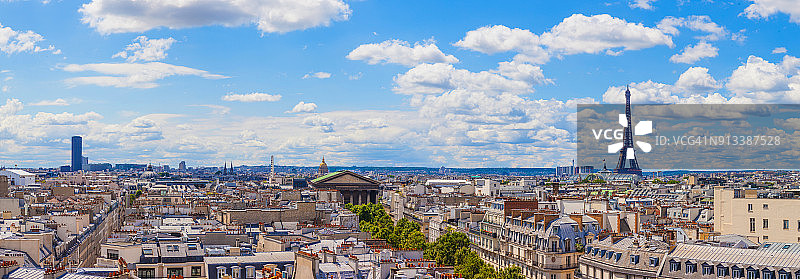 巴黎城市风光：埃菲尔铁塔与市中心区壮丽鸟瞰图片素材
