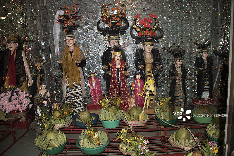 瑞光大金塔中的神灵神殿图片素材