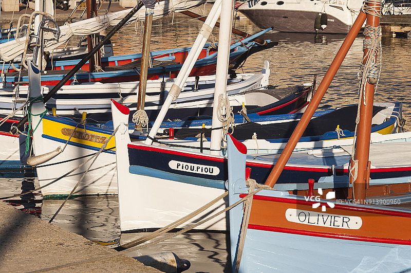 圣特罗佩港口图片素材