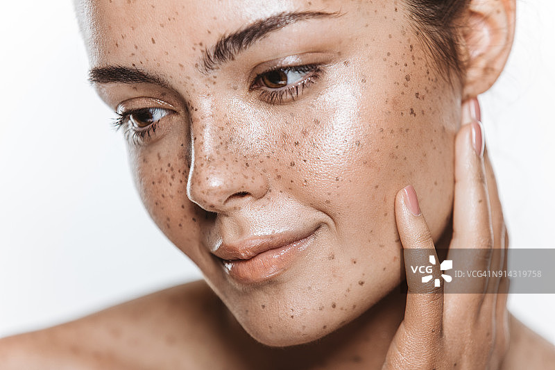 悦纳真我图片素材