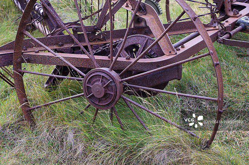 旧式农业机械轮图片素材