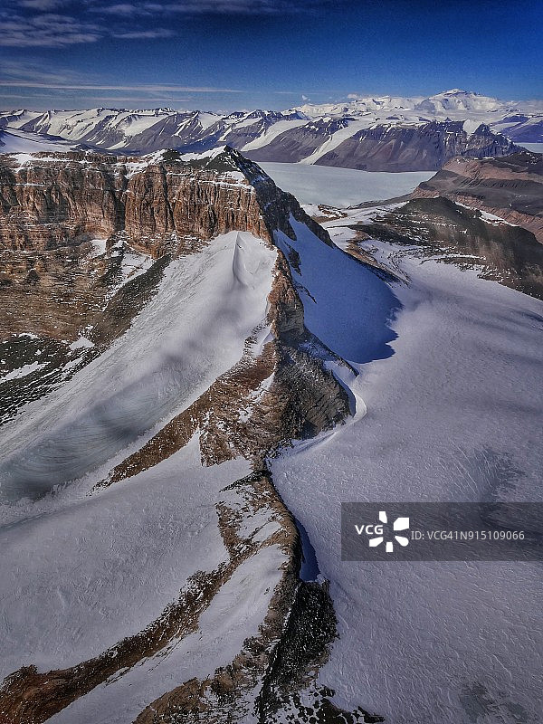 南极洲麦克默多干谷阿斯加德山脉山脊图片素材
