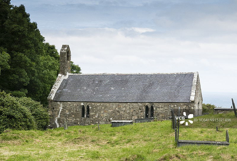 Llyn半岛Pistyll的圣贝诺教堂：威尔士海岸小路图片素材