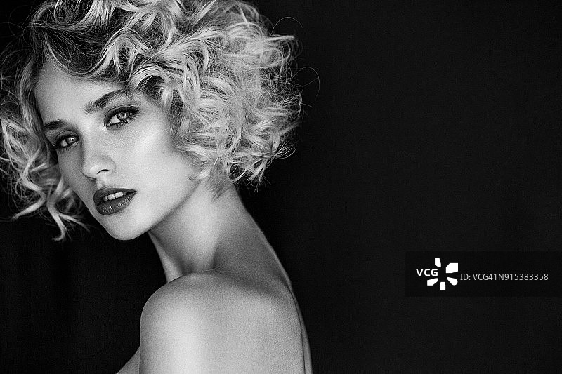 漂亮的女人图片素材