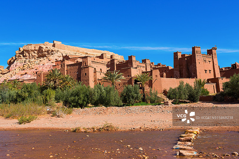 摩洛哥瓦尔扎扎特艾本哈杜筑垒村泥屋图片素材