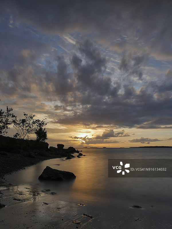 多朵拉岛阳光图片素材