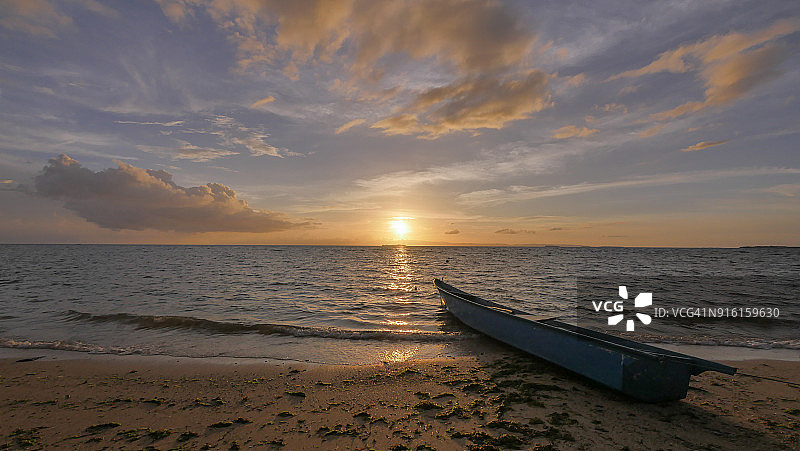 多朵拉岛风景图片素材