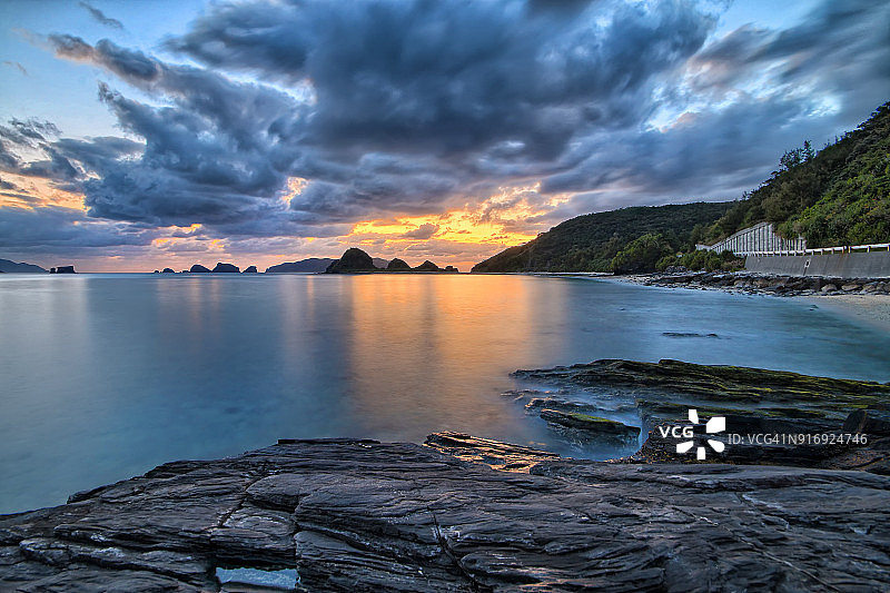 冲绳附近岛屿的日落，琉球群岛图片素材