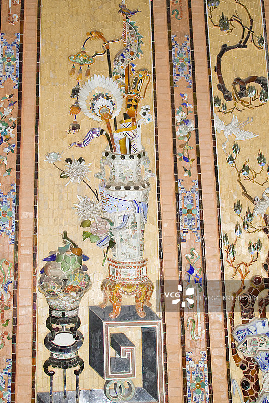 启定皇陵的陶瓷墙饰图片素材