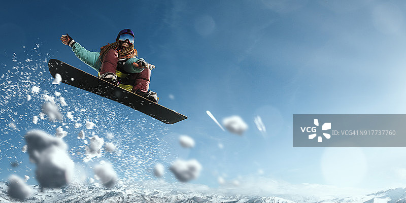 女子极限自由式单板滑雪跳跃图片素材