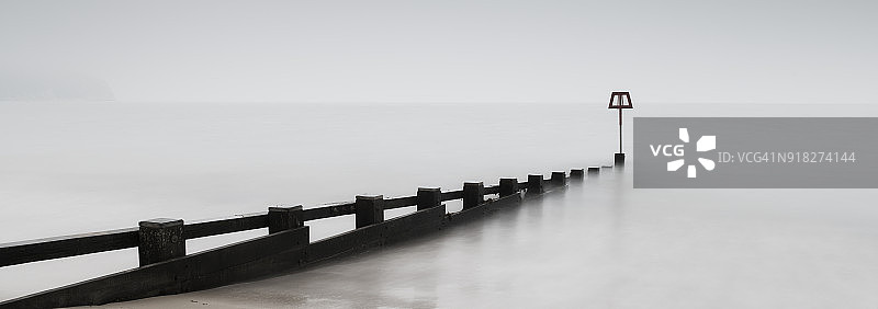 木制海防与海岸图片素材