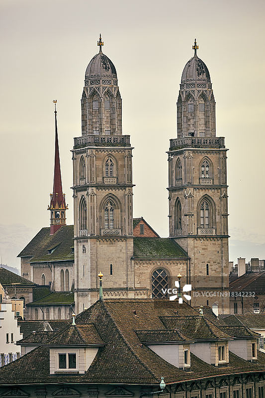 苏黎世大教堂双塔，瑞士苏黎世图片素材