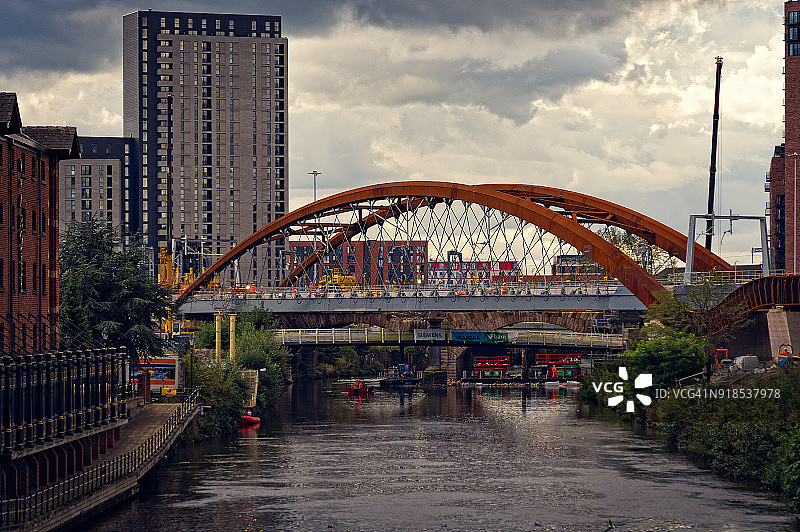 英国曼彻斯特奥德索尔弦拱桥图片素材