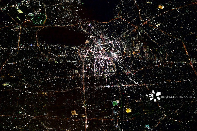 日本东京JR新宿站夜景鸟瞰图片素材