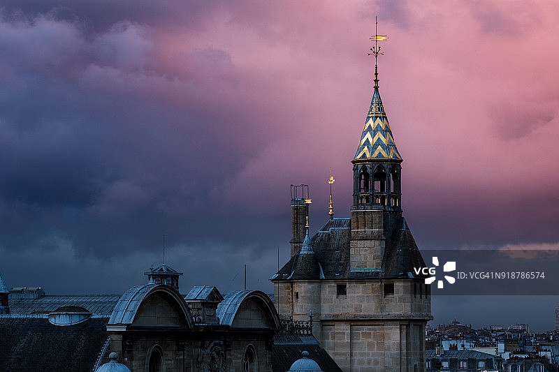 巴黎古监狱的钟楼图片素材