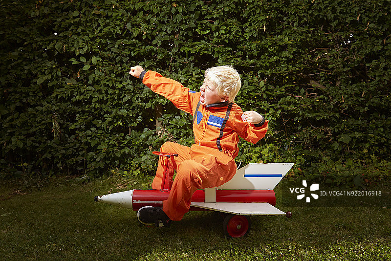 火箭男孩图片素材