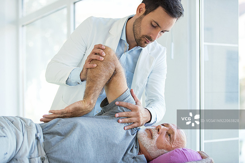 肩关节脱位图片素材