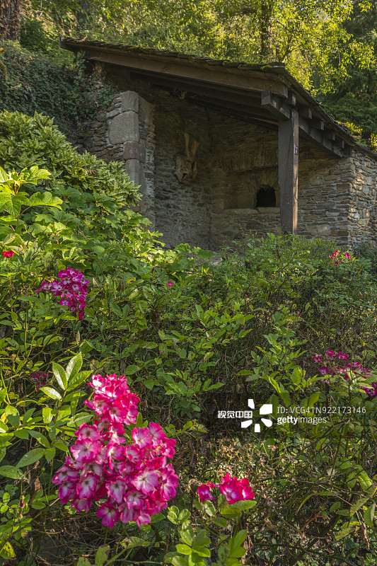 法国乡村公共烤炉图片素材