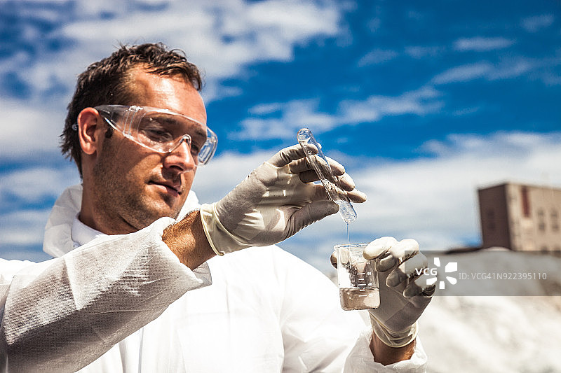 水体生物研究分析图片素材