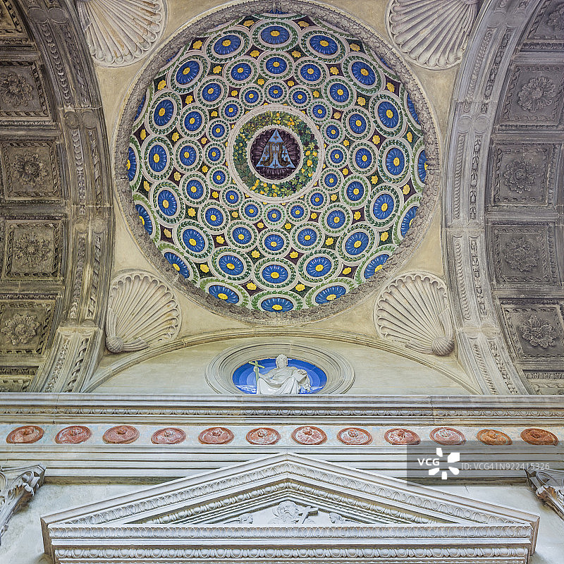 圣十字圣殿帕齐礼拜堂图片素材