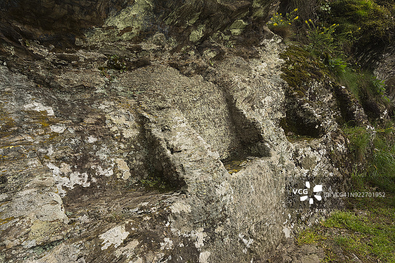 岩石凿成的椅子图片素材