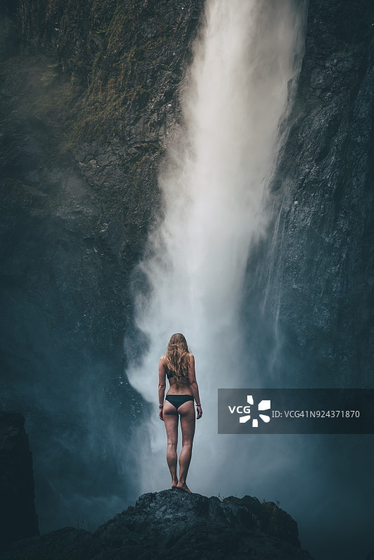 瀑布模型图片素材