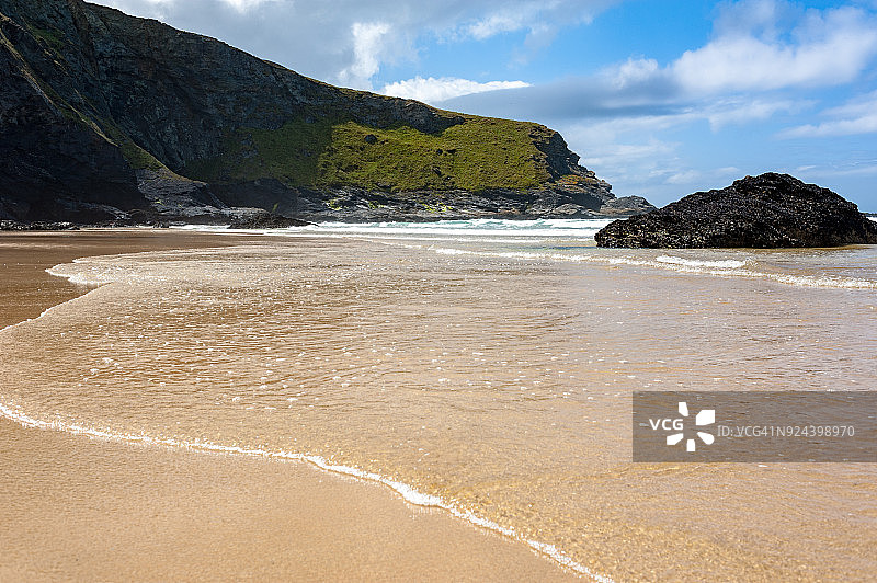 莫甘波思海滩和悬崖图片素材