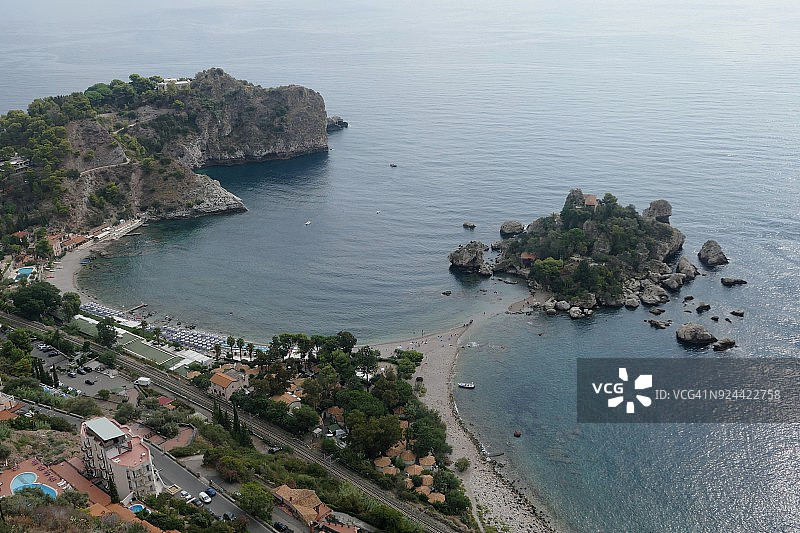 贝拉岛海滩和陶尔米纳自然保护区图片素材