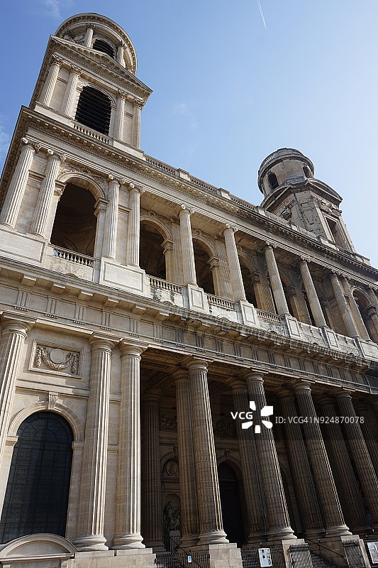 法国巴黎圣叙尔比斯教堂特写图片素材