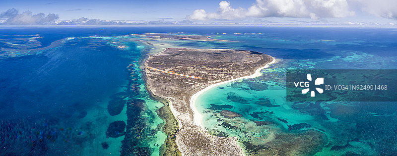 阿布罗略斯群岛风光图片素材
