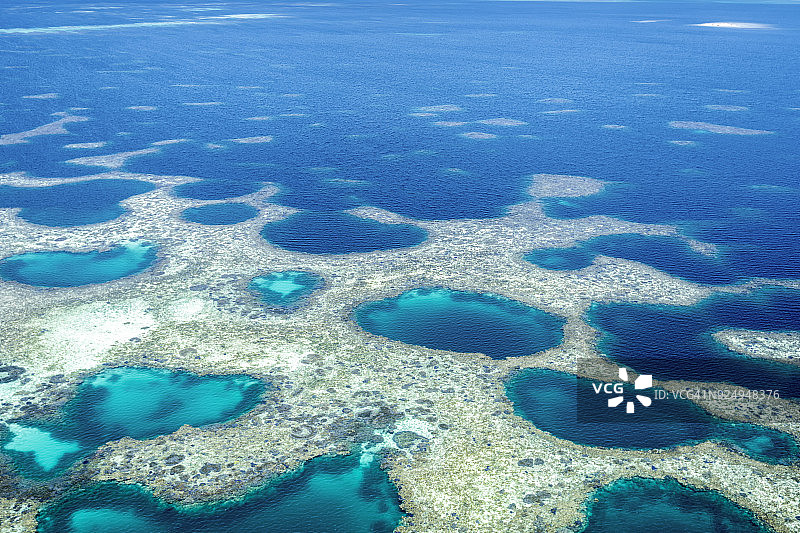 阿布罗略斯群岛风光图片素材