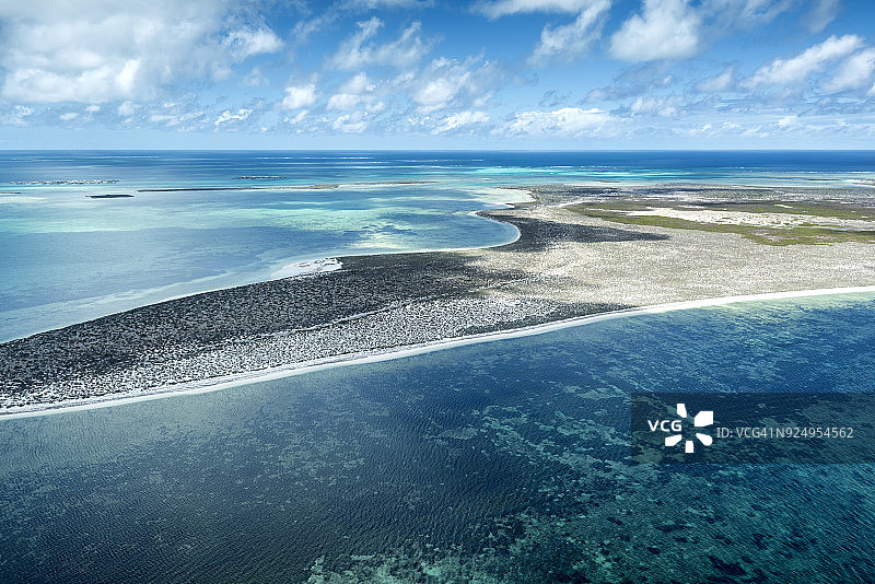 阿布罗略斯群岛风光图片素材