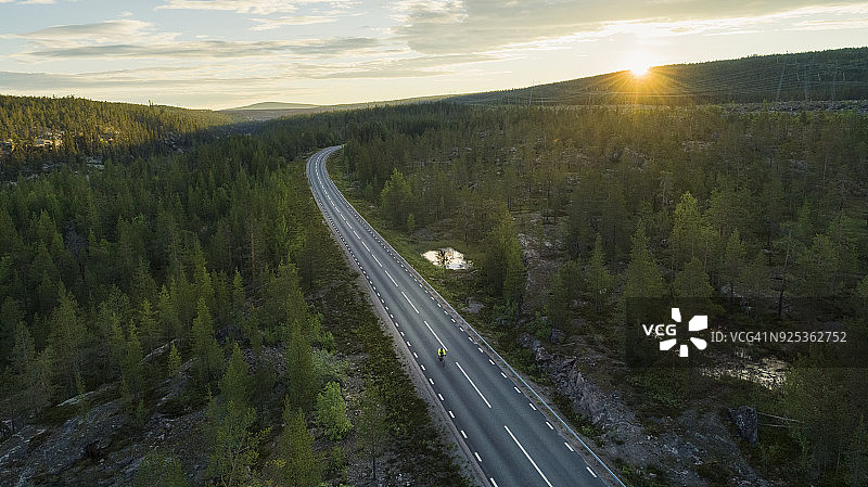 乡村公路景色图片素材