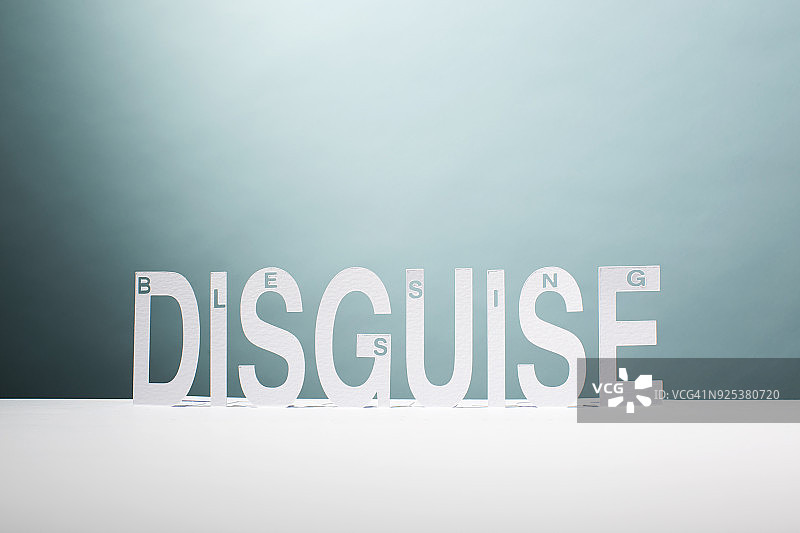 伪装的祝福（风景图）图片素材