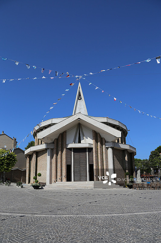 现代天主教堂外观图片素材