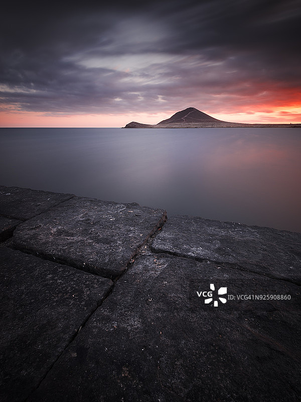 中国加那利群岛特内里费岛南部埃尔梅达诺海滩图片素材