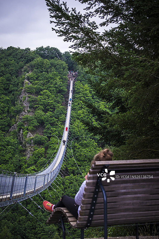 摇摆桥图片素材