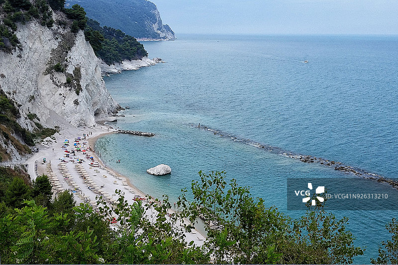 科内罗山白色悬崖风光图片素材