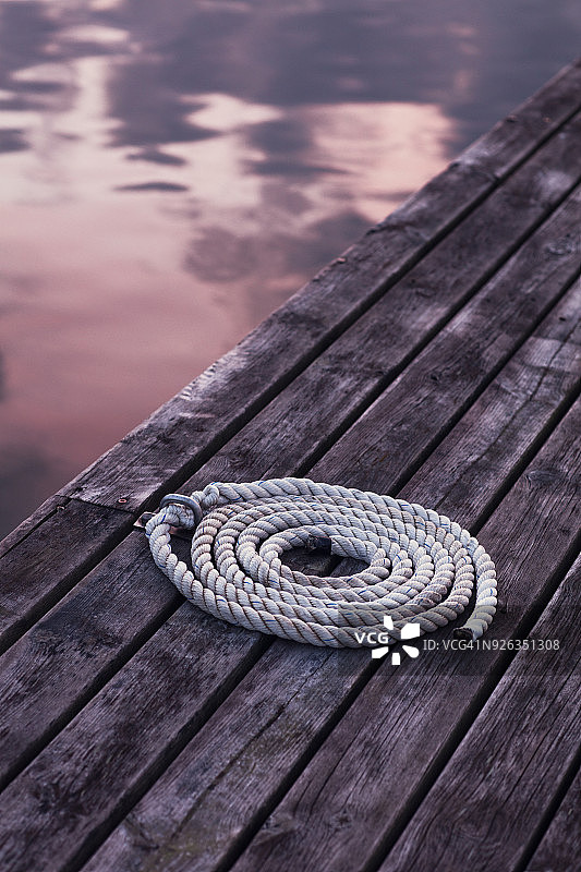 码头上的绳索图片素材