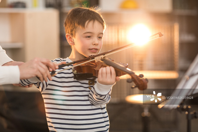 小艺术家图片素材
