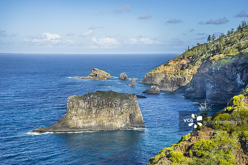 诺福克岛大教堂岩图片素材