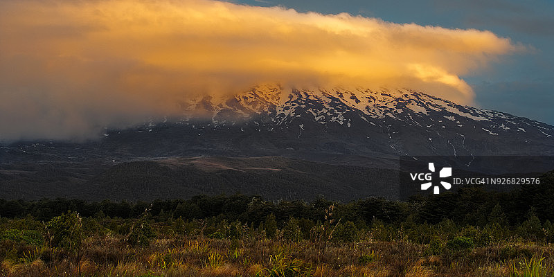 新西兰汤加里罗国家公园图片素材